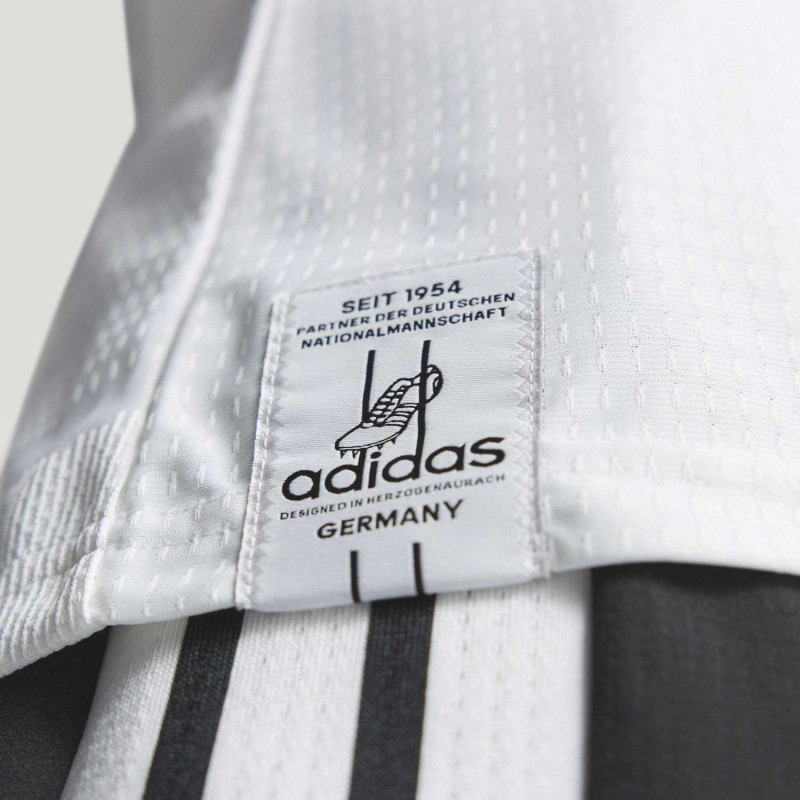 Adidas Fußball Trikot DFB Deutschland Authentic Heimtrikot WM 2026 Damen Gr. XS - XL
